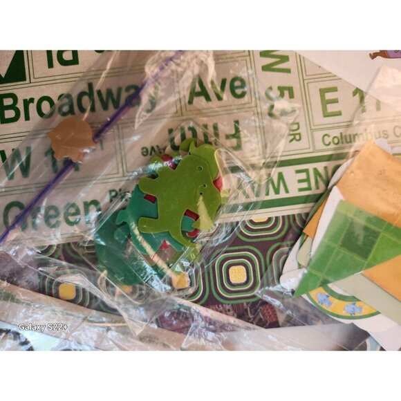 America & Dog-Themed Sticker & Paper Craft Lot Bundle Ephemera Scrapbooking - Picture 14 of 16